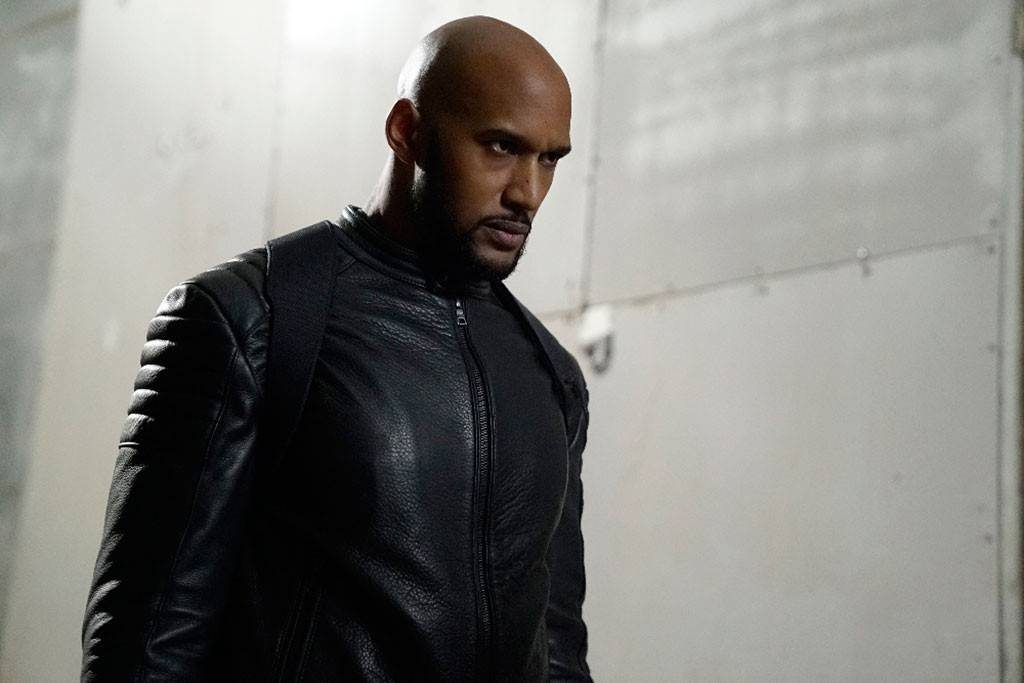 Henry Simmons Workout 2